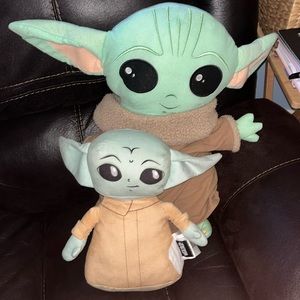 2 grogu stuffies